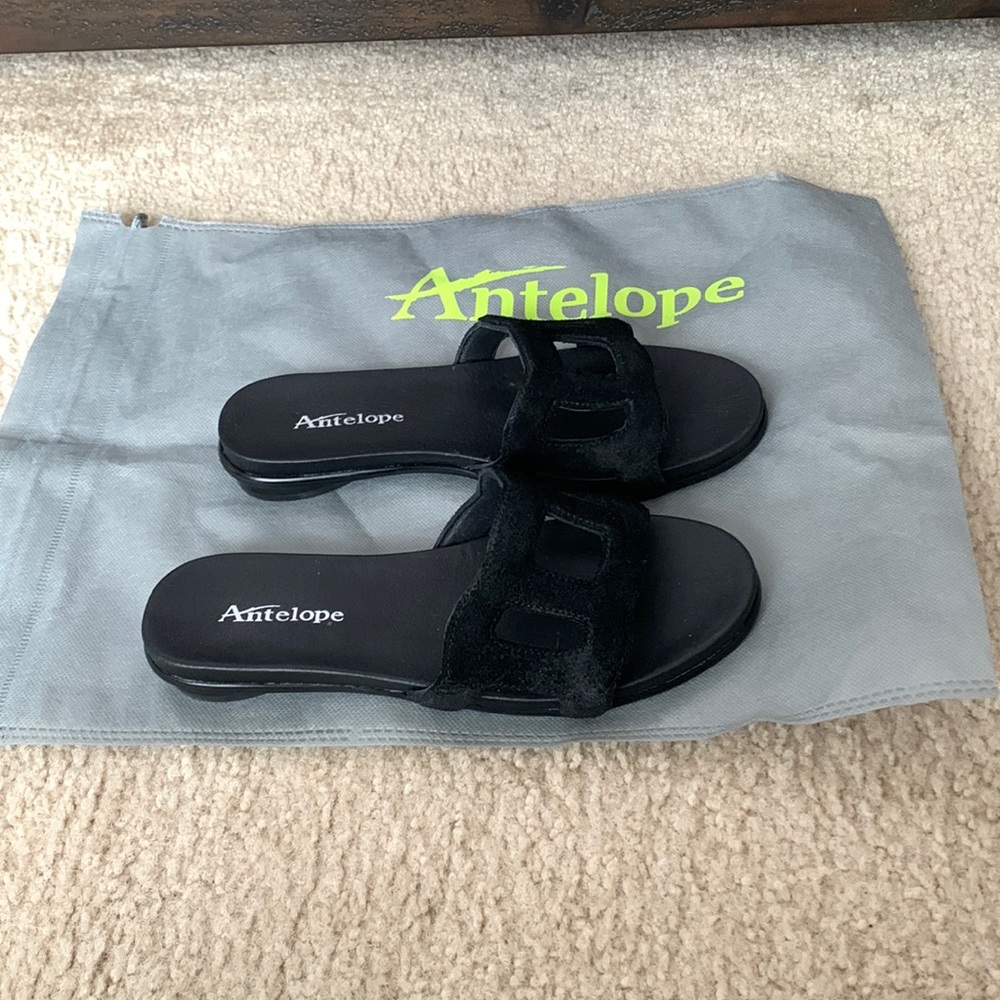 Antelope Black Sandals Size 37 (6.5 US)